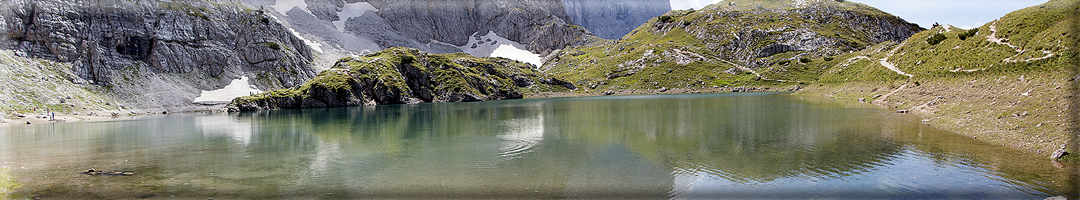 Foto panoramiche del lago e cima Coldai